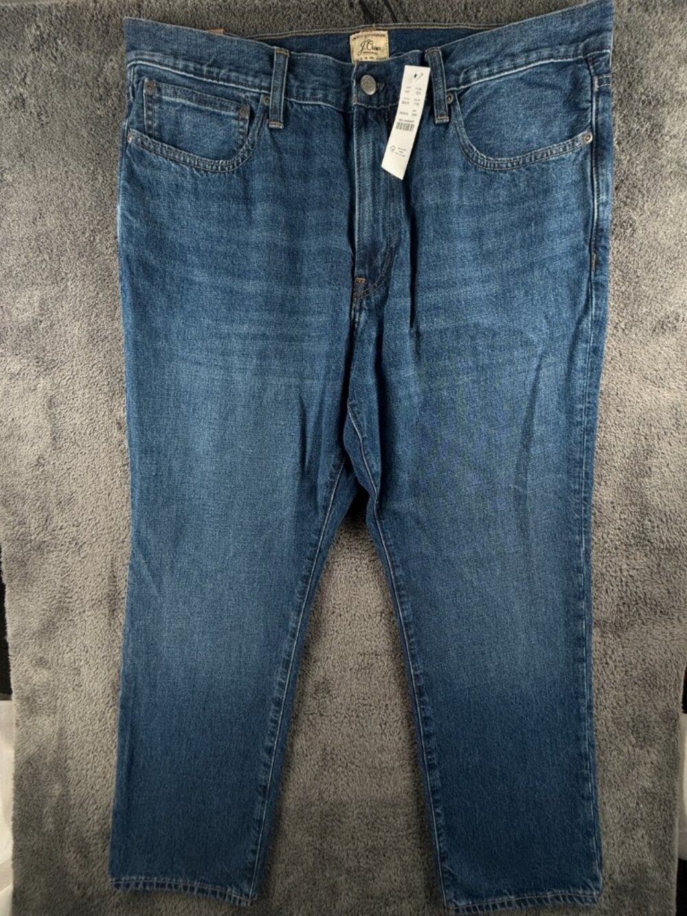 NWT J. Crew Men Size 36x30 Blue Classic Relaxed Medium Wash All Cotton Jeans